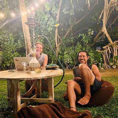 Pineapple Surf Hotel Ahangama Luaran gambar